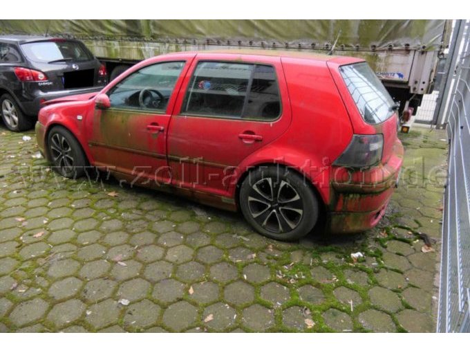 PKW Golf IV
Ansicht Seite