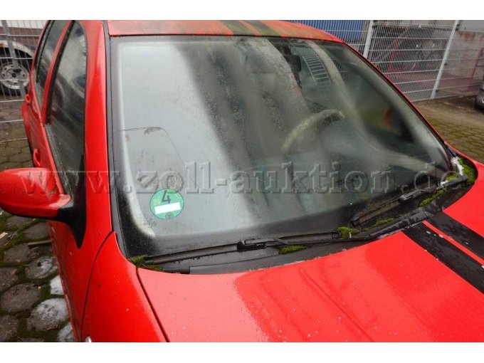 PKW Golf , Ansicht Scheibe