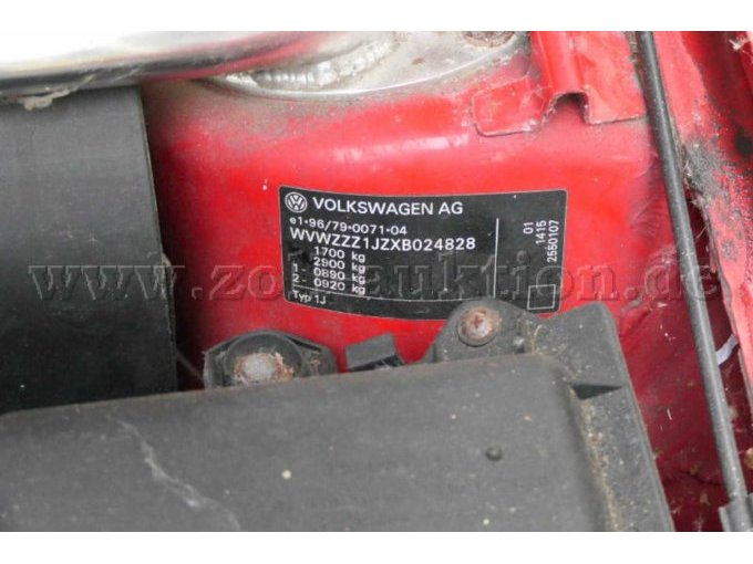 PKW Golf IV
Ansicht Typenbezeichnung