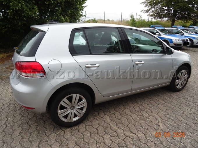1 VW Golf Limousine (1K), Motorkontrollleuchte signalisiert Fehler – foto 3 – kavel bij Zoll-Auktion, Braunschweig