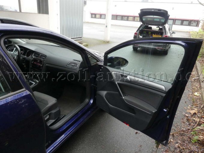 Innenansicht vorn rechts