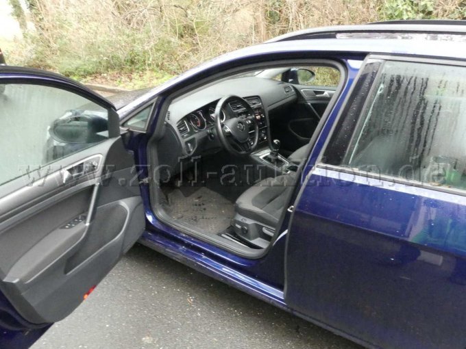 Innenansicht vorn links