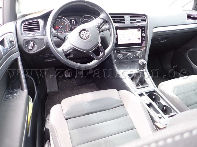 1 VW Golf VII 1.0 TSI Comfortline OPF, auto met schade door ongeval - BD16-9325 – foto 5 – kavel bij Zoll-Auktion, Ludwigsburg