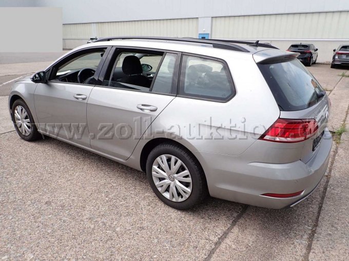 1 VW Golf VII 1.0 TSI Comfortline OPF, auto met schade door ongeval - BD16-9325 – foto 4 – kavel bij Zoll-Auktion, Ludwigsburg