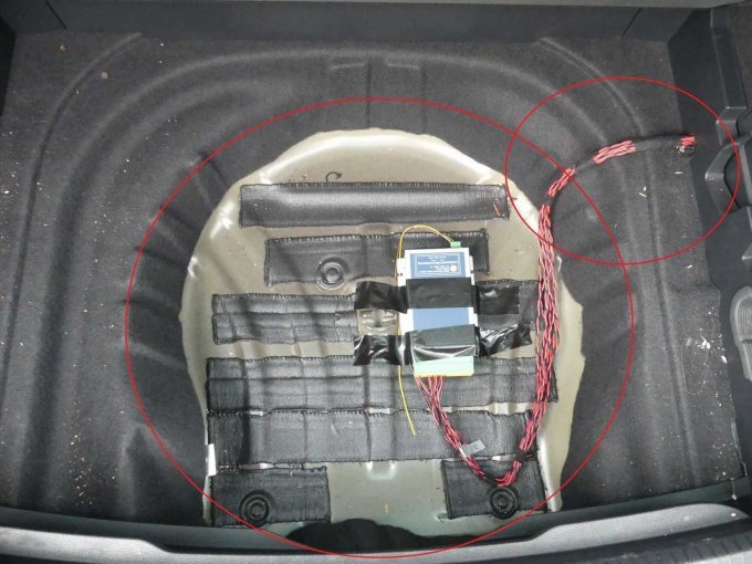 Beispiel-Schaden Rückbauschaden Reserveradmulde Laderaum