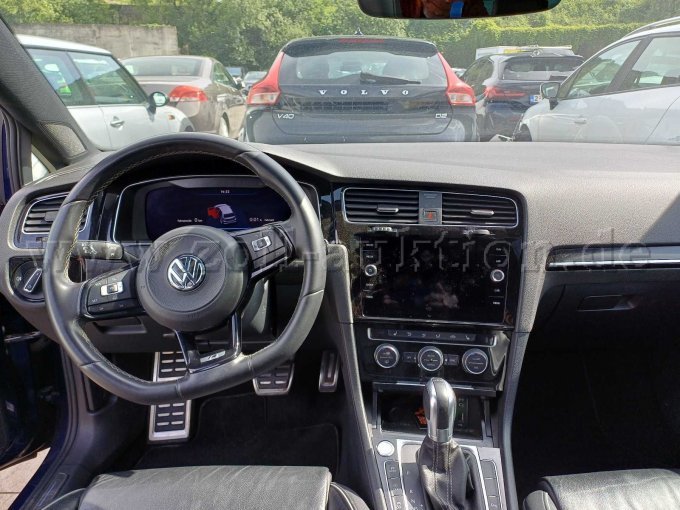 VW Golf R - Cockpit - Armaturen