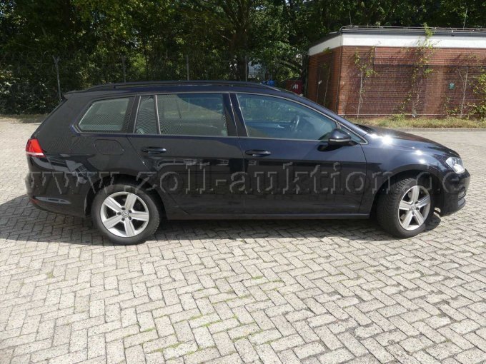 1 VW Golf VII Variant 1.6 TDI BMT Comfortline - BD16-3100 – foto 4 – kavel bij Zoll-Auktion, Bremen