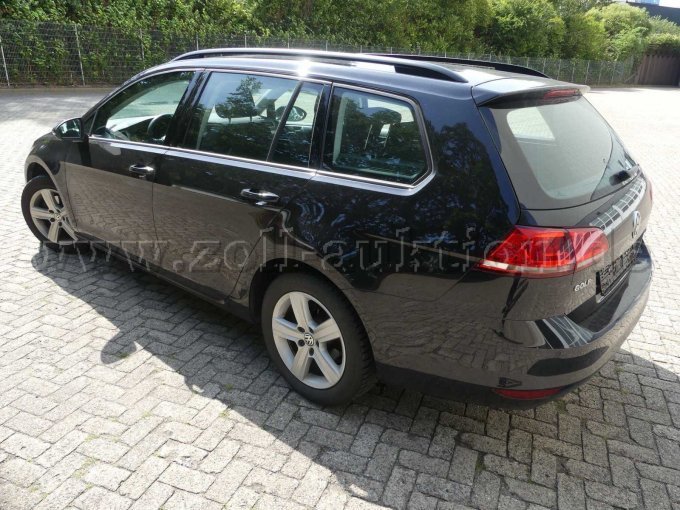 1 VW Golf VII Variant 1.6 TDI BMT Comfortline - BD16-3100 – foto 6 – kavel bij Zoll-Auktion, Bremen
