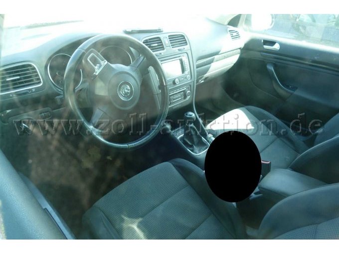 1 VW Golf VI Kombi / Bastlerfahrzeug – foto 6 – kavel bij Zoll-Auktion, Wandlitz
