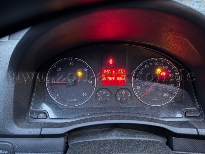 Cockpit KM Stand.jpg