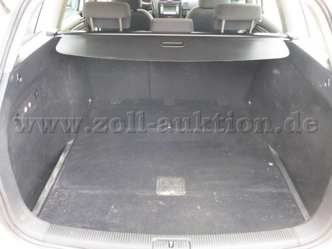 1 VW Golf Variant 1,6 l, Kombilimousine – foto 10 – kavel bij Zoll-Auktion, Nördlingen