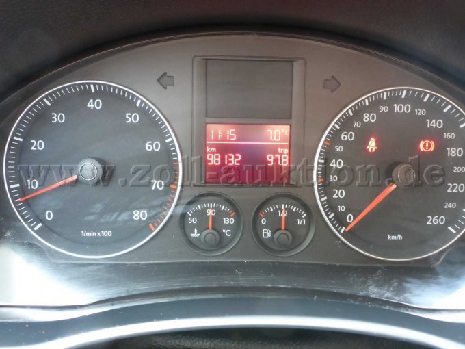 1 VW Golf Variant 1,6 l, Kombilimousine – foto 7 – kavel bij Zoll-Auktion, Nördlingen
