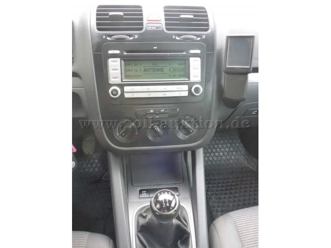 1 VW Golf Variant 1,6 l, Kombilimousine – foto 8 – kavel bij Zoll-Auktion, Nördlingen