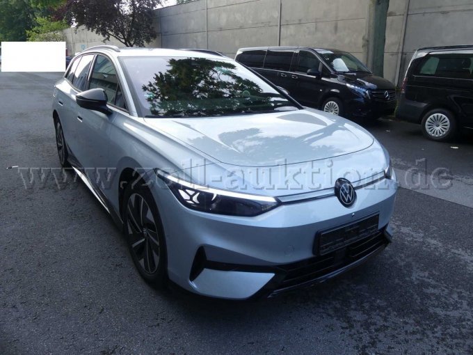 1 VW ID.7 Pro S (86 kW) - BD8-3557E – foto 2 – kavel bij Zoll-Auktion, Berlin