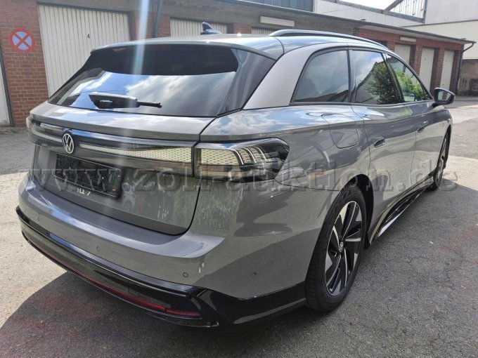 1 VW ID.7 Pro S Tourer - BD8-4014E – foto 2 – kavel bij Zoll-Auktion, Köln