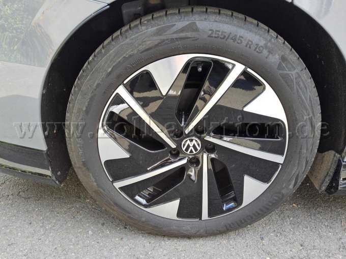 1 VW ID.7 Pro S Tourer - BD8-4014E – foto 10 – kavel bij Zoll-Auktion, Köln
