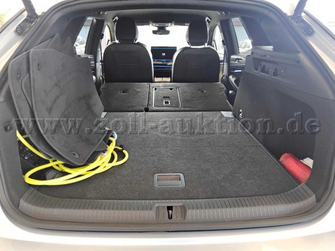 1 VW ID.7 Pro S Tourer - BD8-4090E – foto 4 – kavel bij Zoll-Auktion, Köln