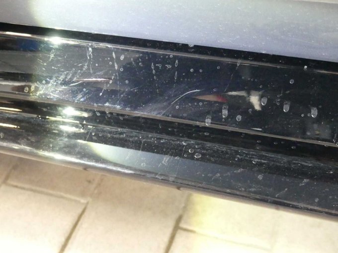 Lackschäden Schwellerverkleidung links