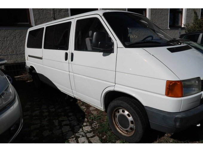1 VW Kombi T4, 2.5 Benziner, EZ: 10/1992 – foto 2 – kavel bij Zoll-Auktion, Kempten (Allgäu)