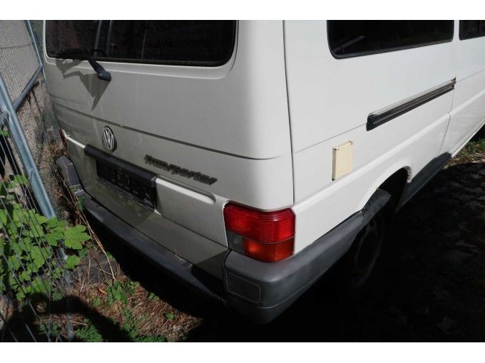 1 VW Kombi T4, 2.5 Benziner, EZ: 10/1992 – foto 4 – kavel bij Zoll-Auktion, Kempten (Allgäu)