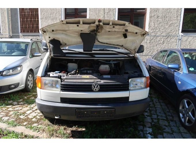 1 VW Kombi T4, 2.5 Benziner, EZ: 10/1992 – foto 7 – kavel bij Zoll-Auktion, Kempten (Allgäu)
