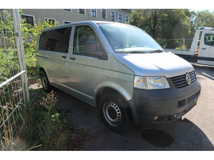 1 VW Kombi T5, 2.5 TDI, EZ: 09/2009 – foto 2 – kavel bij Zoll-Auktion, Kempten (Allgäu)
