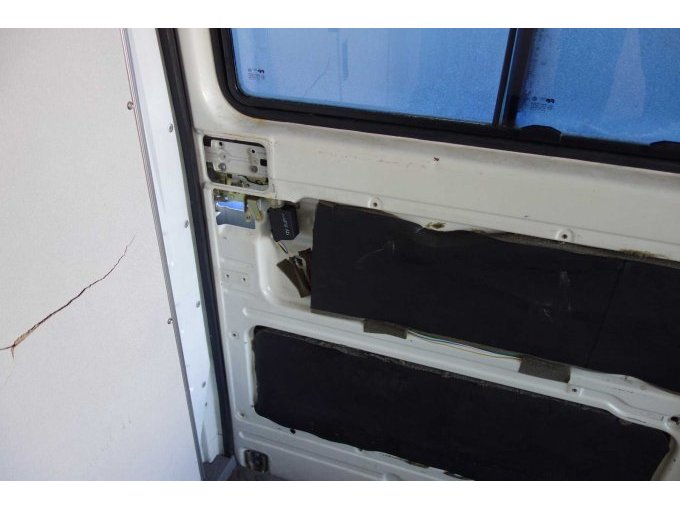 Ansicht Schiebetüre vom Laderaum aus