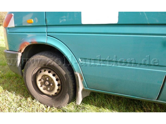 Rostschäden Fahrerseite vorne