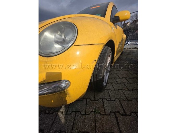 011 Kratzer Kotflügel vorn Fahrerseite