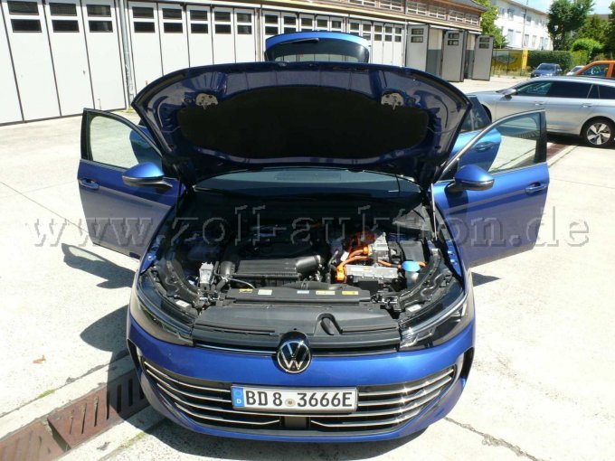 Innenansicht Motorraum