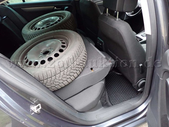 Innenansicht hinten rechts