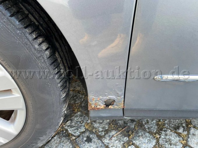 Kotflügel vorne links