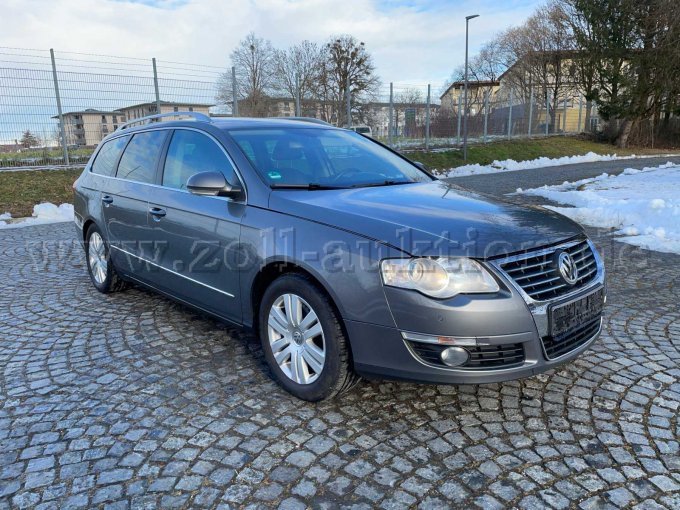 Fahrzeug vorne rechts