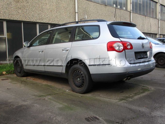 hinten/seitlich links