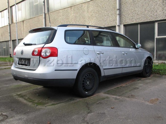 hinten/seitlich rechts