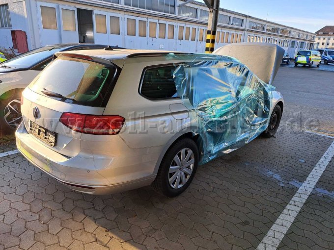 hinten/seitlich rechts