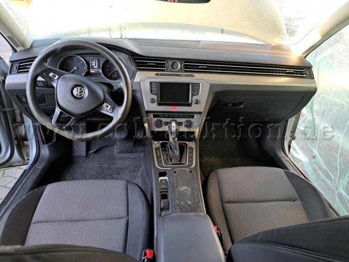 Mittelkonsole mit Armaturenbrett