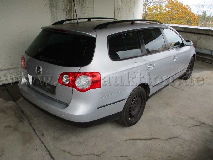 hinten/seitlich rechts