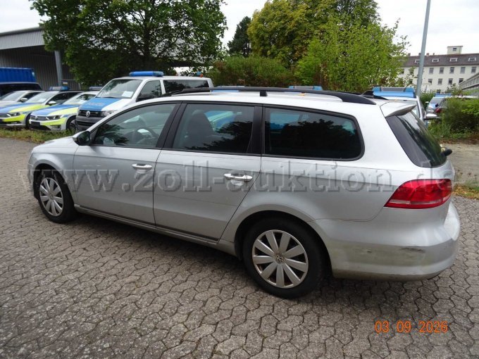 1 VW Passat Kombi (3C), Batterie leer/defekt – foto 7 – kavel bij Zoll-Auktion, Braunschweig