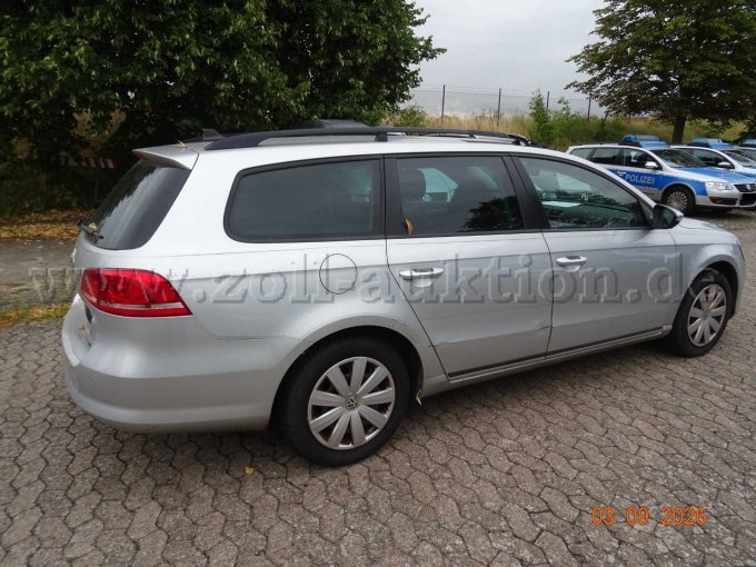 1 VW Passat Kombi (3C), Batterie leer/defekt – foto 3 – kavel bij Zoll-Auktion, Braunschweig
