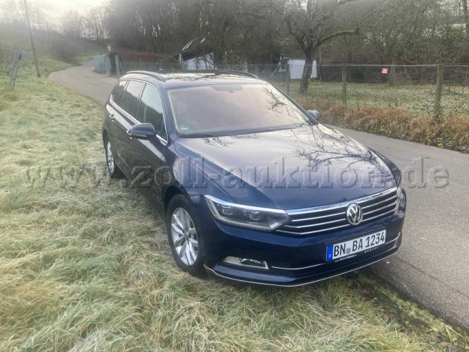 seitlich vorne links