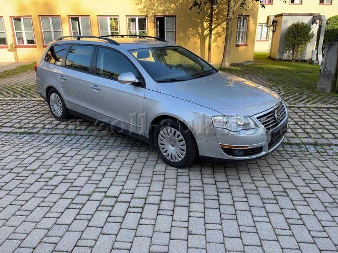 Vorne rechts