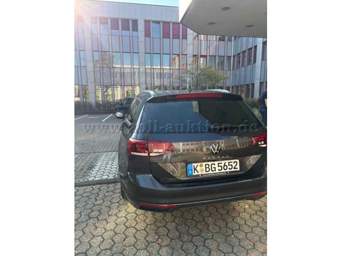 1 VW Passat Variant 1.5 TSI BMT/Start-Stopp, Business OPF, 2020 - 2024 – foto 4 – kavel bij Zoll-Auktion, Köln