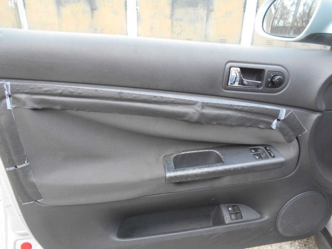 reparierte Beschädigung Innenverkleidung Fahrertür