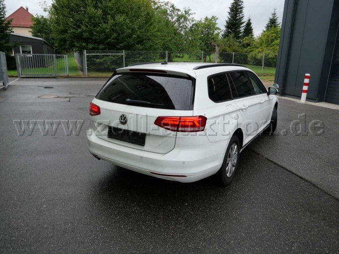 1 VW Passat Variant 2.0 TDI 4Motion BMT - BD16-4349 – foto 4 – kavel bij Zoll-Auktion, Waidhaus