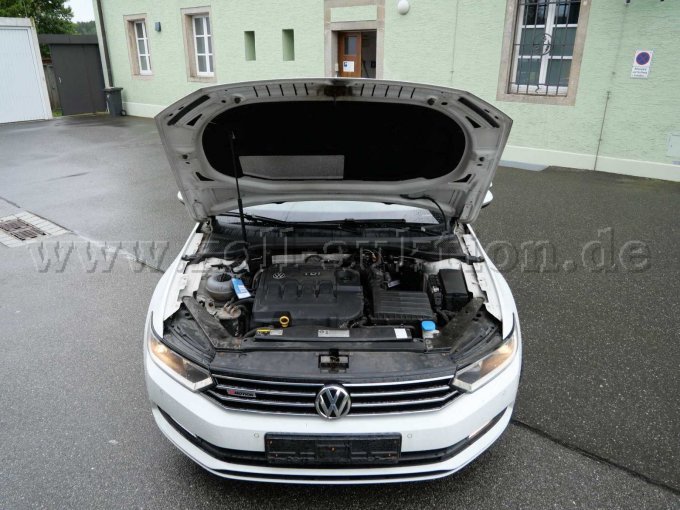 1 VW Passat Variant 2.0 TDI 4Motion BMT - BD16-4349 – foto 6 – kavel bij Zoll-Auktion, Waidhaus