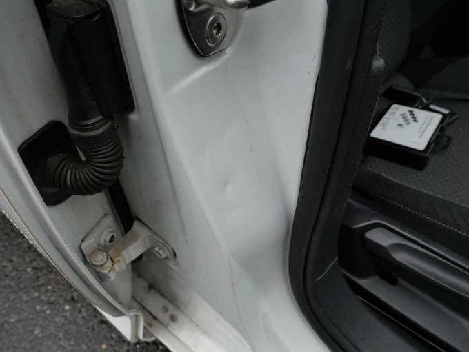 1 VW Passat Variant 2.0 TDI 4Motion BMT - BD16-4349 – foto 7 – kavel bij Zoll-Auktion, Waidhaus