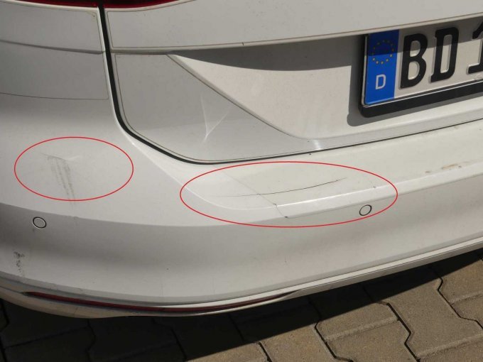 Beschädigungen Stoßfänger hinten