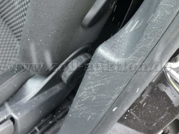 Kratzer Verkleidung B-Säule links