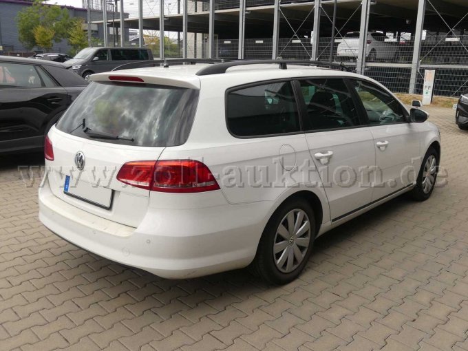 1 VW Passat Variant 2.0 TDI - BD16-8588 – foto 4 – kavel bij Zoll-Auktion, Koblenz
